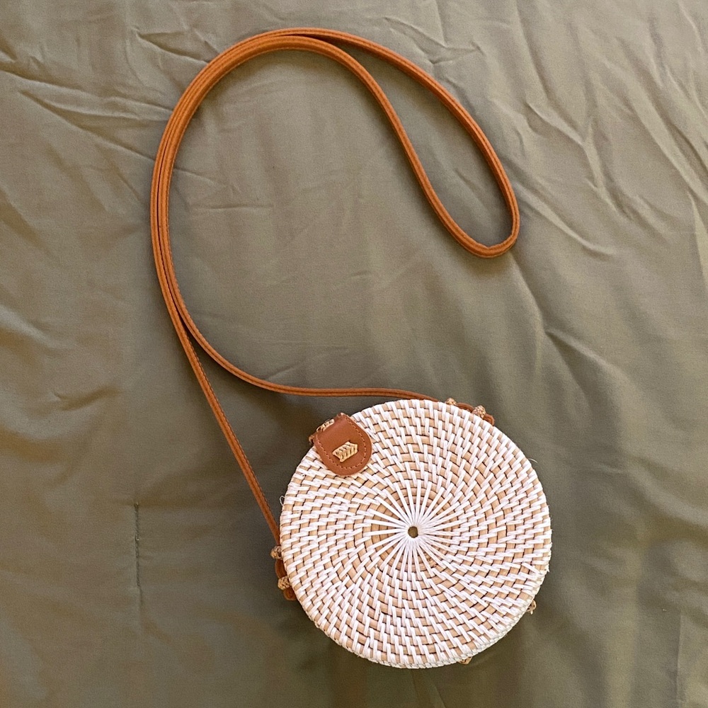 Round Woven Straw Bag with Tan Accents